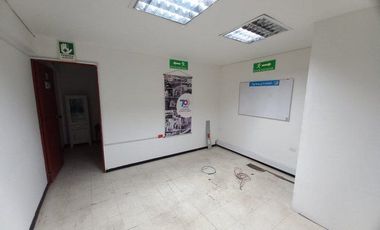 VENDO BODEGA  CON AREA TOTAL 16.000M2 Y 2.000M2 CONSTRUIDOS BARRIO INDUSTRIAL PALMIRA