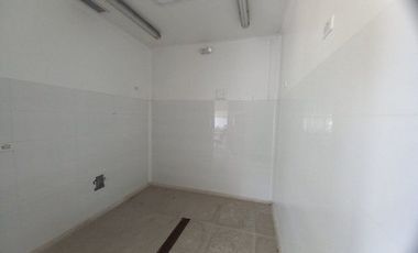 VENDO BODEGA  CON AREA TOTAL 16.000M2 Y 2.000M2 CONSTRUIDOS BARRIO INDUSTRIAL PALMIRA