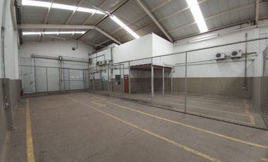 VENDO BODEGA  CON AREA TOTAL 16.000M2 Y 2.000M2 CONSTRUIDOS BARRIO INDUSTRIAL PALMIRA