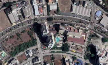 Venta Dpto. 130 m2 Edif. Torre Colon, a lado Hotel Hilton -Urbanización Kennedy-Norte (totalmente remodelado, decorado y amoblado, con parqueo)