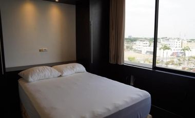 Venta Dpto. 130 m2 Edif. Torre Colon, a lado Hotel Hilton -Urbanización Kennedy-Norte (totalmente remodelado, decorado y amoblado, con parqueo)