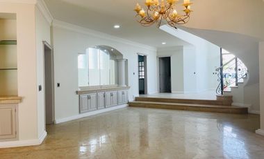 Casa en Venta en Mazatlán, en Club Real
