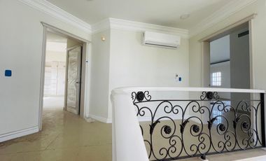 Casa en Venta en Mazatlán, en Club Real