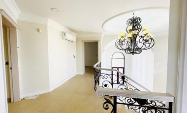 Casa en Venta en Mazatlán, en Club Real