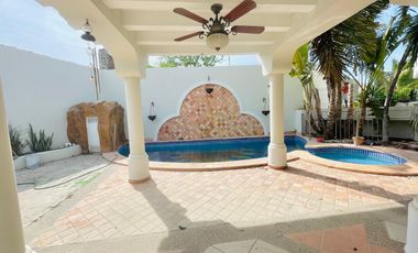 Casa en Venta en Mazatlán, en Club Real