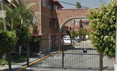 Aproveche  Oportunidad de Remate Bancario Casa en Calle La Venta, U.H. Rinconada Acolapa, Municipio de Tepoztlán, Morelos.
