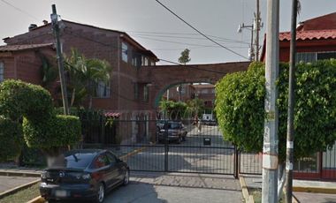Aproveche  Oportunidad de Remate Bancario Casa en Calle La Venta, U.H. Rinconada Acolapa, Municipio de Tepoztlán, Morelos.