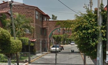 Aproveche  Oportunidad de Remate Bancario Casa en Calle La Venta, U.H. Rinconada Acolapa, Municipio de Tepoztlán, Morelos.