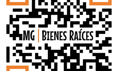 Casa en Venta en Sierra Alta con Recámara en PLANTA BAJA con baño completo, ALBERCA y terraza con increíbles vistas!