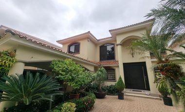 VENTA CASA ESTANCIAS DEL RIO-1