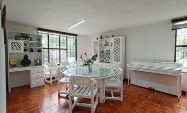 CASA EN VENTA EN FRACCIONAMIENTO LOMAS DE COCOYOC MORELOS