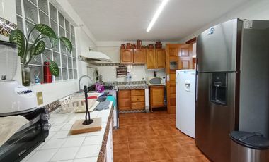 CASA EN VENTA EN FRACCIONAMIENTO LOMAS DE COCOYOC MORELOS