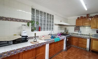 CASA EN VENTA EN FRACCIONAMIENTO LOMAS DE COCOYOC MORELOS