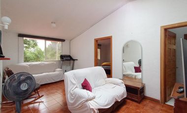 CASA EN VENTA EN FRACCIONAMIENTO LOMAS DE COCOYOC MORELOS