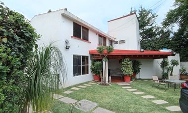 CASA EN VENTA EN FRACCIONAMIENTO LOMAS DE COCOYOC MORELOS