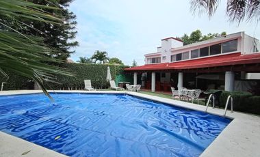 CASA EN VENTA EN FRACCIONAMIENTO LOMAS DE COCOYOC MORELOS