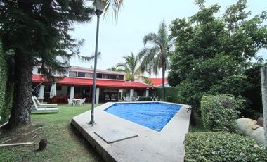 CASA EN VENTA EN FRACCIONAMIENTO LOMAS DE COCOYOC MORELOS