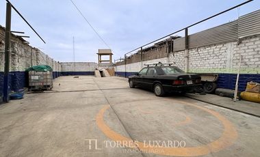 VENTA DE LOCAL COMERCIAL DE 437M2 EN EL OVALO DE HUACHO