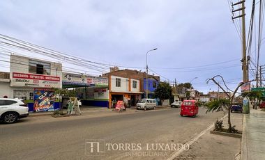 VENTA DE LOCAL COMERCIAL DE 437M2 EN EL OVALO DE HUACHO