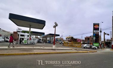 VENTA DE LOCAL COMERCIAL DE 437M2 EN EL OVALO DE HUACHO