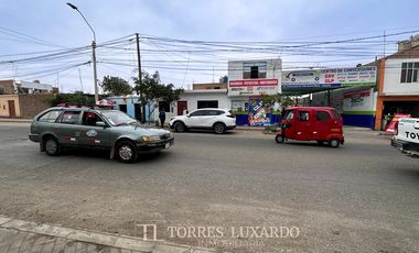 VENTA DE LOCAL COMERCIAL DE 437M2 EN EL OVALO DE HUACHO