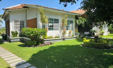 CASA EN VENTA EN FRACCIONAMIENTO LOMAS DE COCOYOC MORELOS