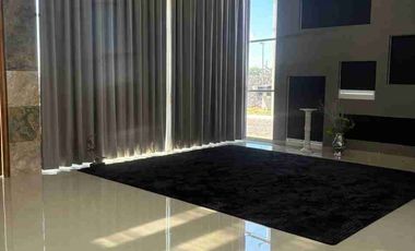 CASA DE UNA PLANTA EN RENTA AMUEBLADA EN EL BOSQUE COUNTRY CLUB