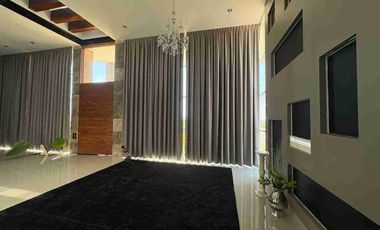 CASA DE UNA PLANTA EN RENTA AMUEBLADA EN EL BOSQUE COUNTRY CLUB