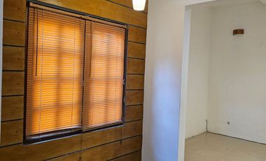 Rumah model Villa 2 Lantai Semi Furnished Perumahan Bukit Randu Agung Indah Gresik