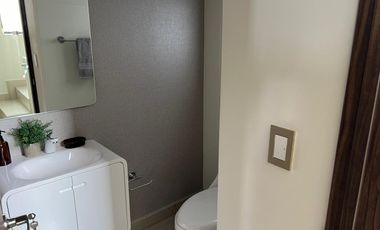 HERMOSA CASA  EN VENTA! 3 RECAMARAS EN PRIVADA EXCLUSIVA CON AMENIDADES Y METRO DE SEPARACIÓN CONOCE PACHUCA!