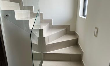 HERMOSA CASA  EN VENTA! 3 RECAMARAS EN PRIVADA EXCLUSIVA CON AMENIDADES Y METRO DE SEPARACIÓN CONOCE PACHUCA!