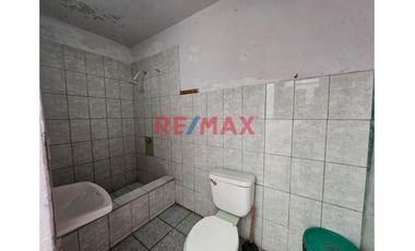 Casa Como Terreno De 160 M2 En Ancón