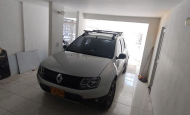 EDIFICIO EN VENTA APARATESTUDIOS Y DOS Y LOCALES