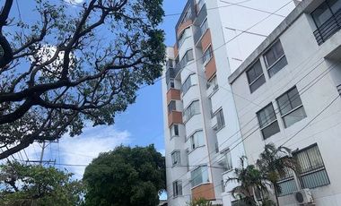 LINDO Y COMODO APARTAMENTO. EXCELENTE UBICACION