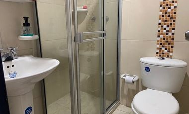 LINDO Y COMODO APARTAMENTO. EXCELENTE UBICACION