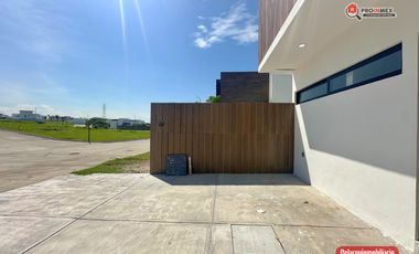 VENTA | CASA ALBERCA HABITACION PB FRACCIONAMIENTO LOMAS DEL DORADO BOCA DEL RIO