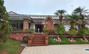 ESPECTACULAR FINCA EN VENTA
