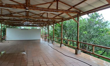 ESPECTACULAR FINCA EN VENTA