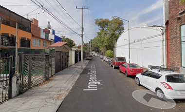 ¡¡Invierte Inteligente, Compra en Remate !! Venta de Hermosa Casa en Exclusiva Zona, Col. Coapa, CDMX.