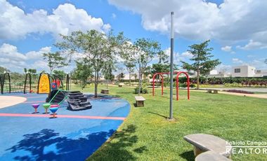 Casa de 3 recámaras en venta, en Privada Residencial con amenidades en Conkal, Yucatán - Entrega noviembre 2024