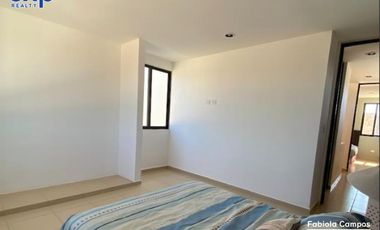 Casa de 3 recámaras en venta, en Privada Residencial con amenidades en Conkal, Yucatán - Entrega noviembre 2024