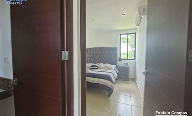 Casa de 2 pisos y 2 recámaras en privada residencial en Caucel - Preventa