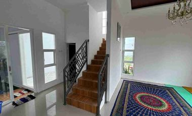 Jual Villa Pacet Mojokerto, 2 Lantai Exclusive Dekat Pemandian Air Panas Padusan