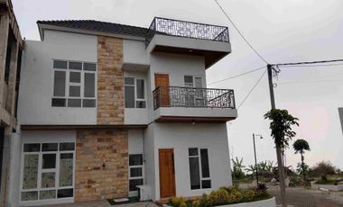 Jual Villa Pacet Mojokerto, 2 Lantai Exclusive Dekat Pemandian Air Panas Padusan
