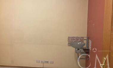 Depto con 5 oficinas en su interior , edificio   CCHC