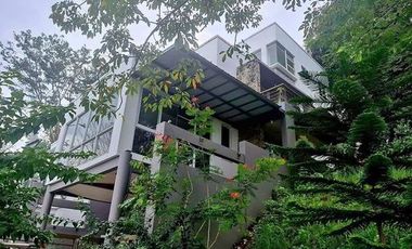 5BR House and Lot for Sale in Woodland Hills Subdivision, Silangan San Mateo Rizal