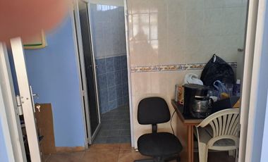 SE ARRIENDA LOCAL COMERCIAL CARRERA 18 # 52-06