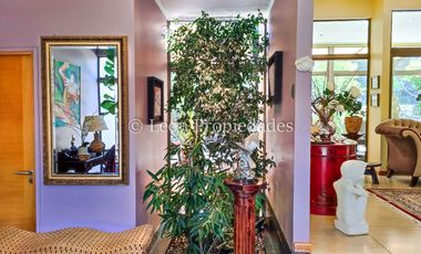 Leon Propiedades vende hermosa casa en Fundo Monterrey, Curacaví.