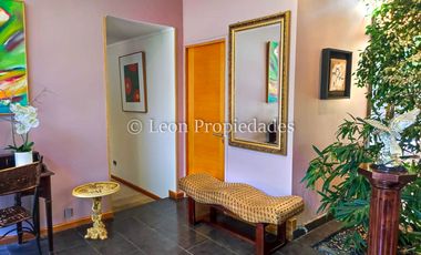 Leon Propiedades vende hermosa casa en Fundo Monterrey, Curacaví.