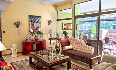 Leon Propiedades vende hermosa casa en Fundo Monterrey, Curacaví.